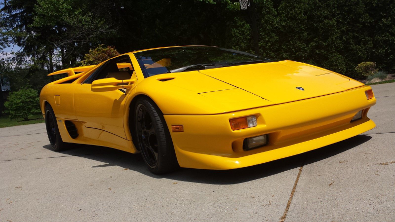 Illustration for article titled The Ten Best Supercars You Can Buy On eBay For Less Than $100,000